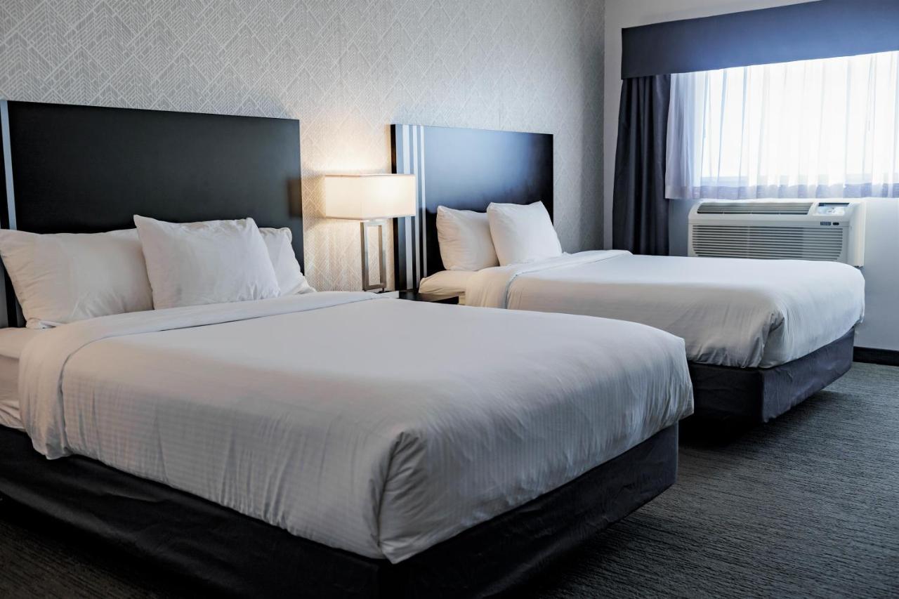 Park Inn By Radisson Edmonton Airport เลอดูค ภายนอก รูปภาพ